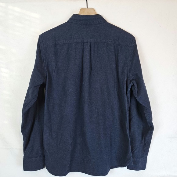Nwt-Everlane's The Brushed Flannel Shirt, Navy, size M - Picture 5 of 5